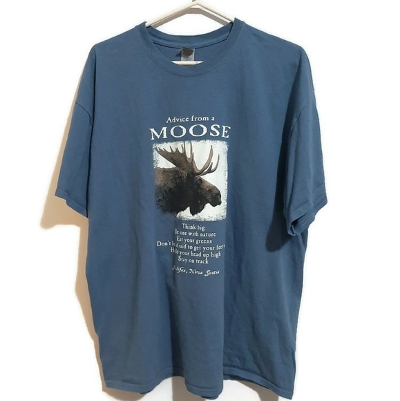 Gildan Other - Advice from a moose tee
